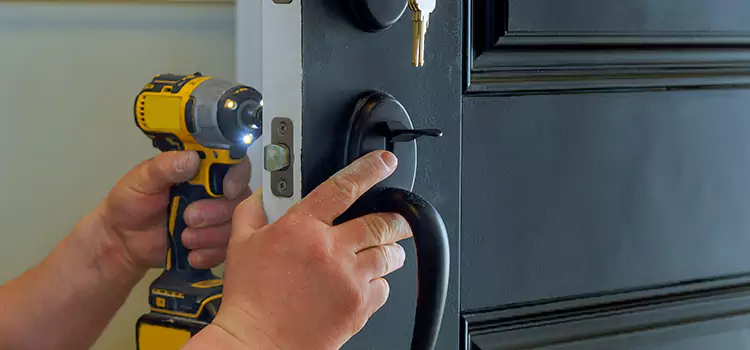 Mobile Automotive Locksmith Mason